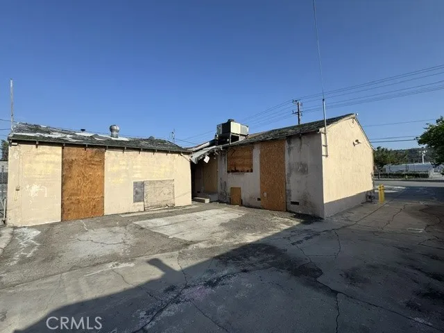15937 Amar Road La Puente, CA 91744