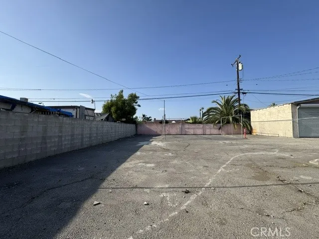 15937 Amar Road La Puente, CA 91744