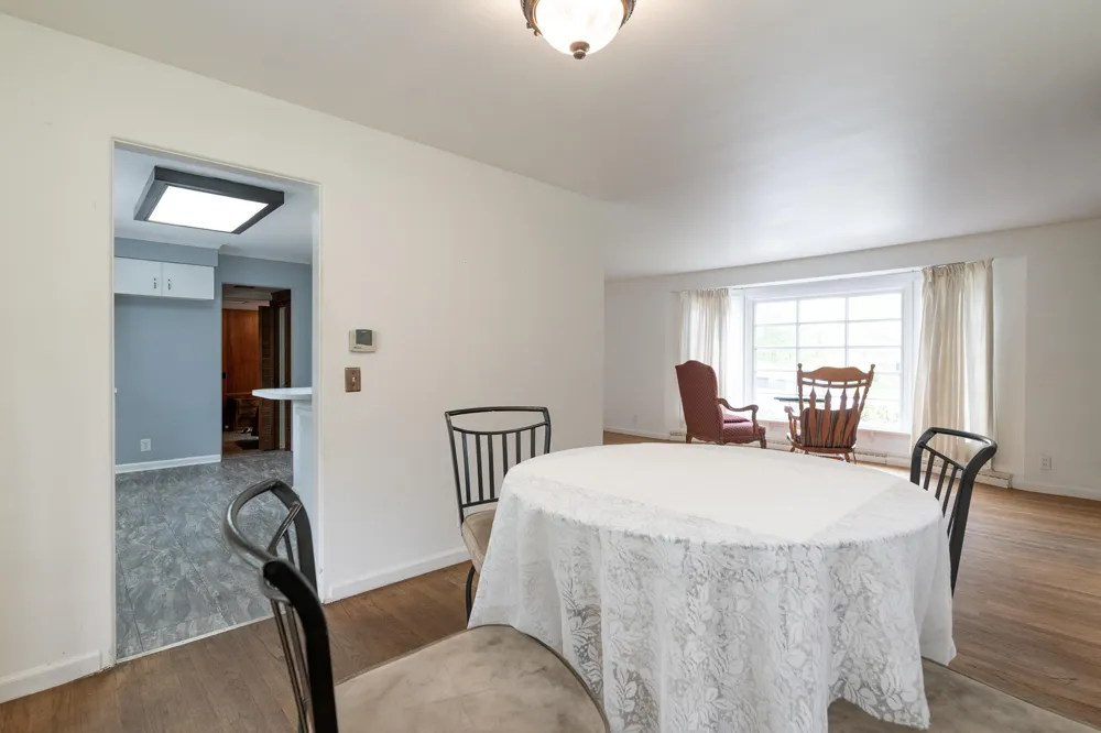 1734 Greenbriar Drive Portage, MI 49024
