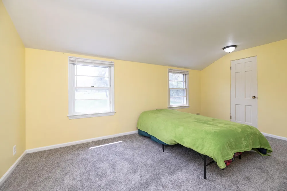 1734 Greenbriar Drive Portage, MI 49024