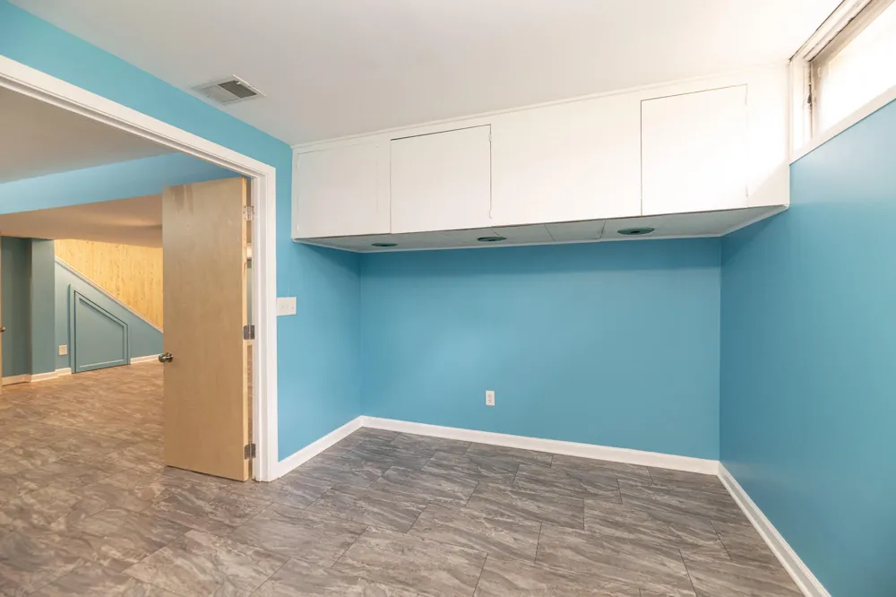 1734 Greenbriar Drive Portage, MI 49024