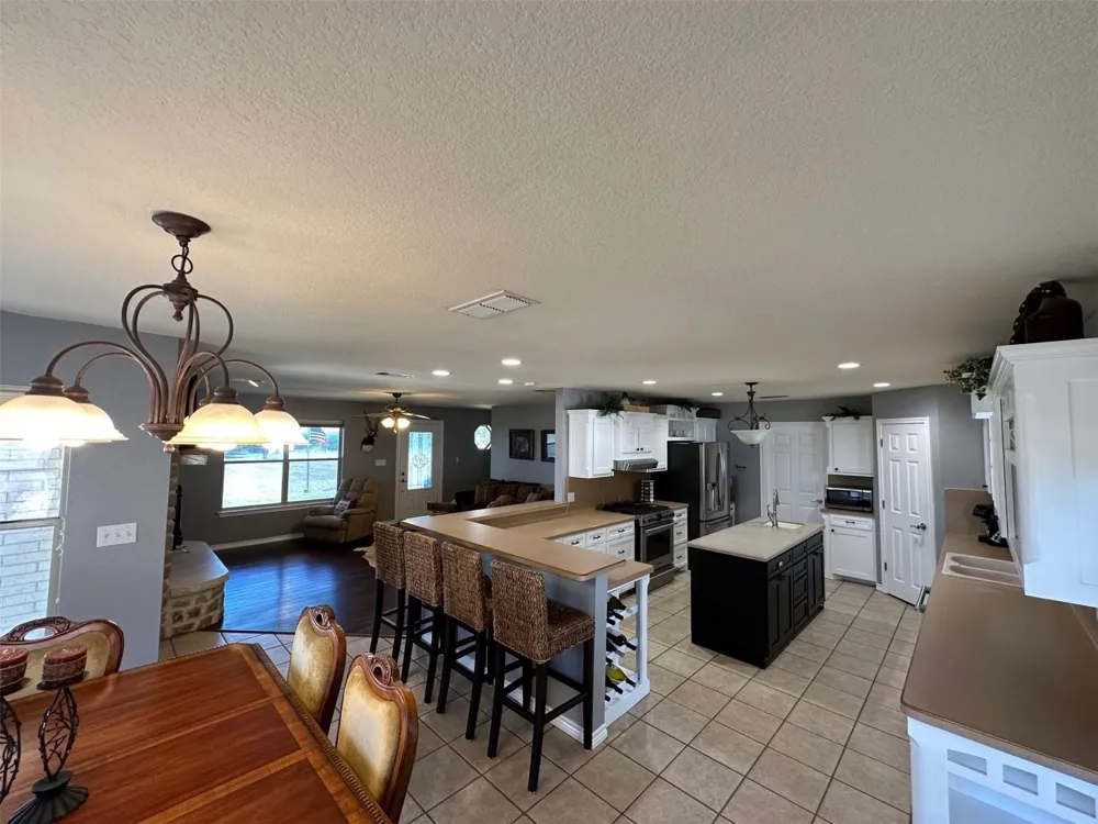 2901 Wind Mill Court Tolar, TX 76476