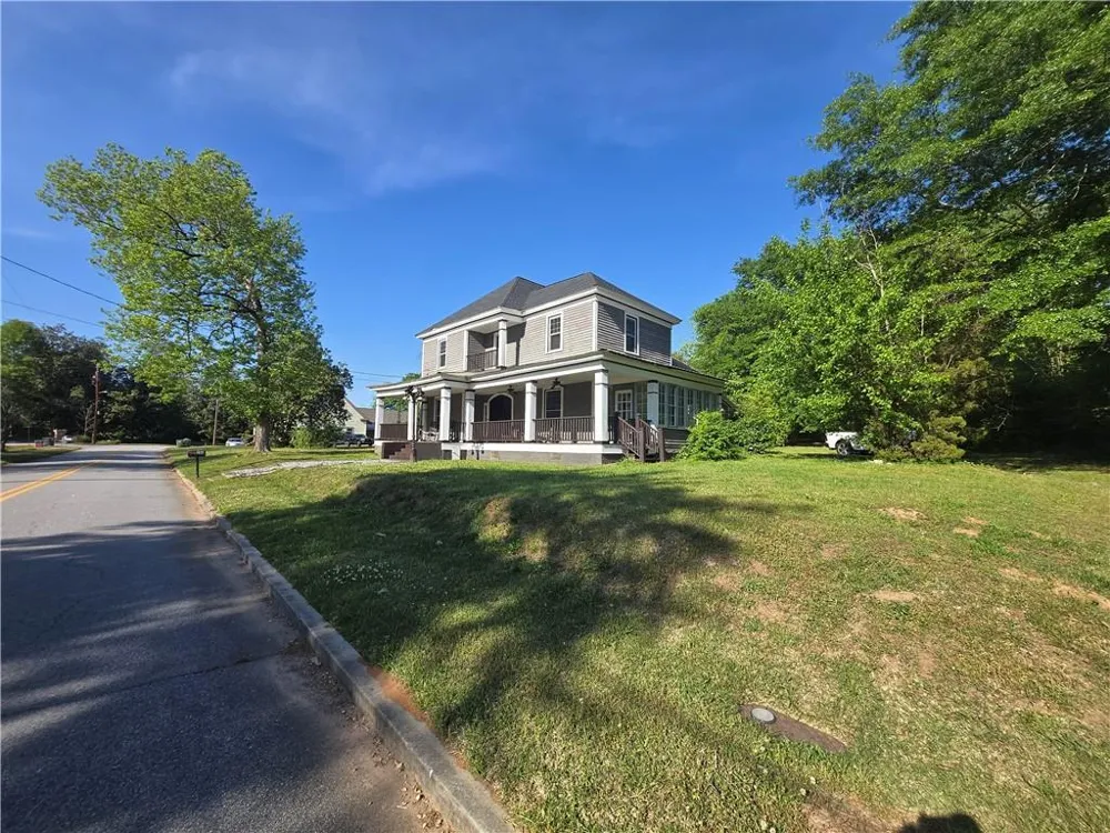 246 Newnan Street Franklin, GA 30217