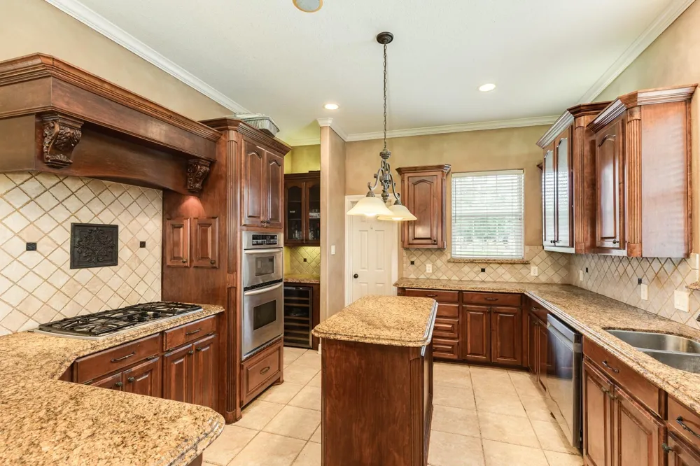 19819 County Road 684a Sweeny, TX 77480