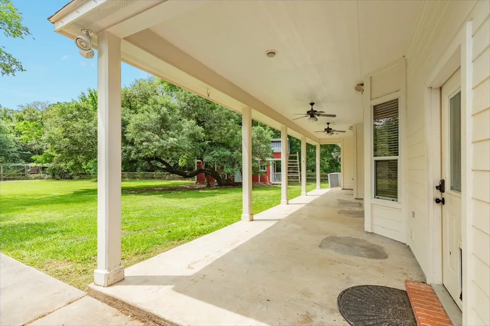 19819 County Road 684a Sweeny, TX 77480