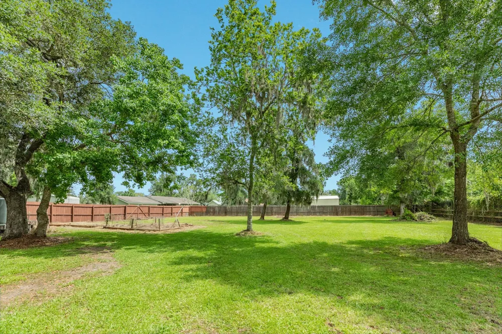 19819 County Road 684a Sweeny, TX 77480