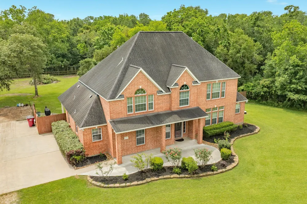 19819 County Road 684a Sweeny, TX 77480