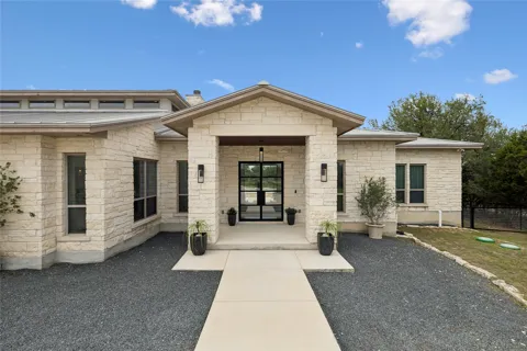 3214 Comal Springs