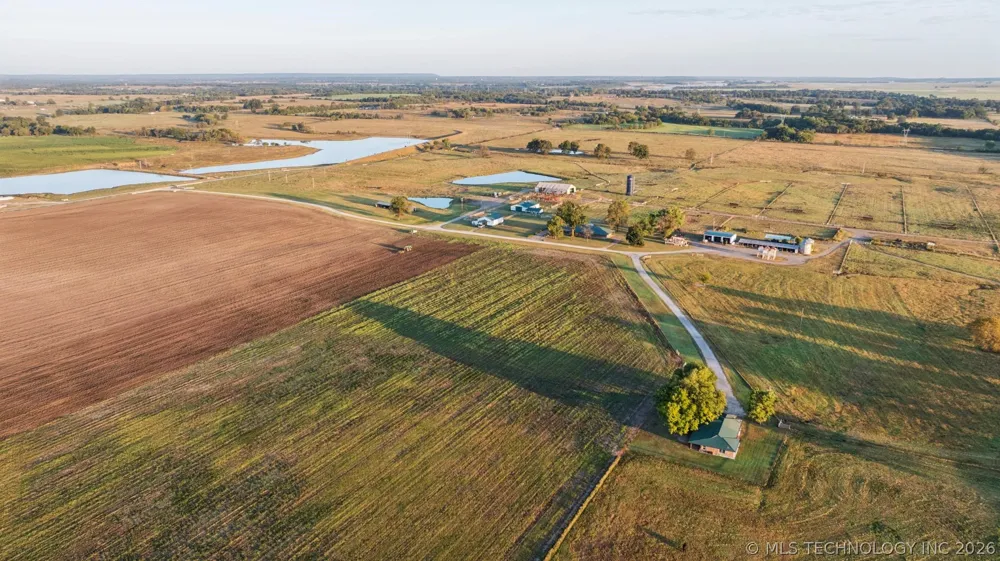 19190 W 6th Street Haskell, OK 74436