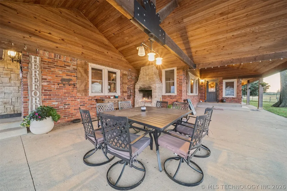 19190 W 6th Street Haskell, OK 74436