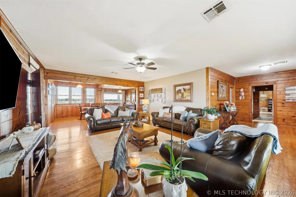 19190 W 6th Street Haskell, OK 74436