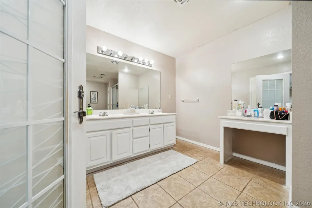 19190 W 6th Street Haskell, OK 74436