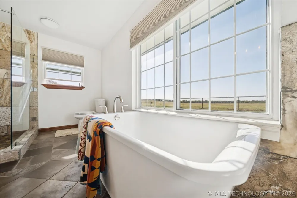 19190 W 6th Street Haskell, OK 74436