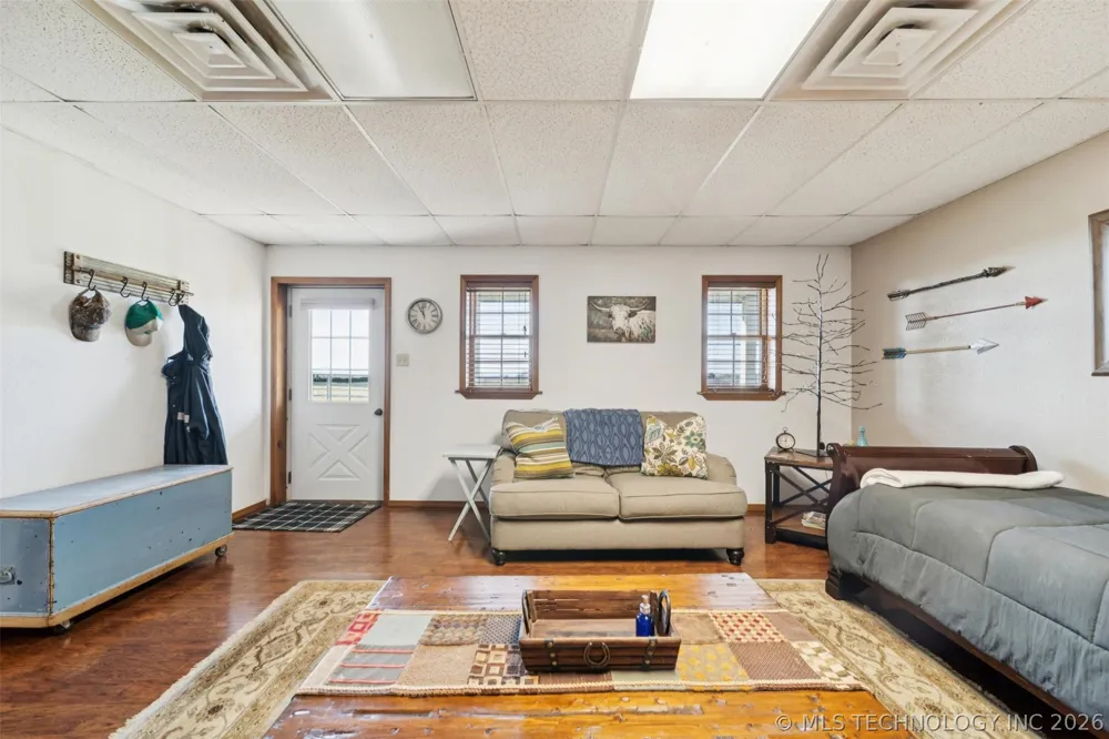 19190 W 6th Street Haskell, OK 74436