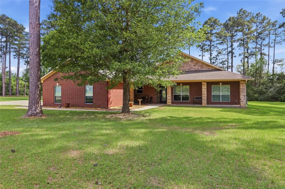 815 County Road 173 Jasper, TX 75951