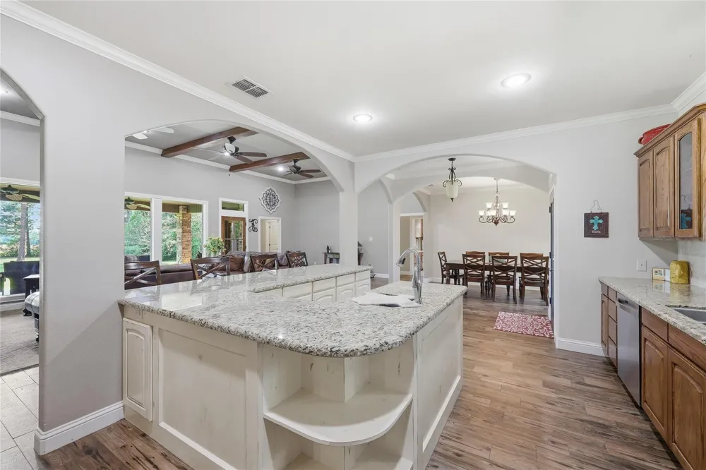 815 County Road 173 Jasper, TX 75951