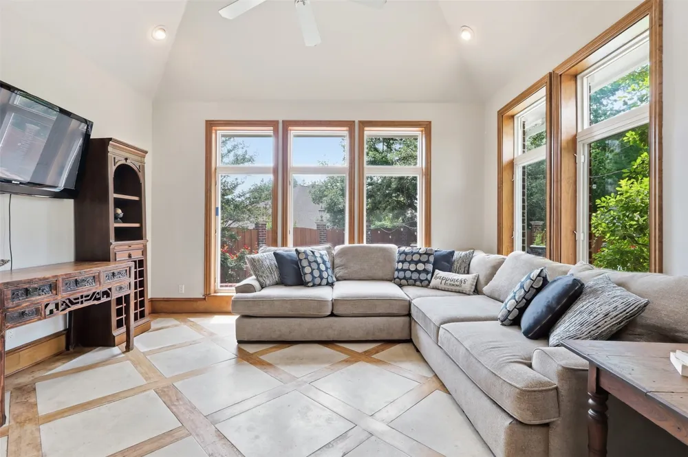 503 Greenhill Park Avenue Mt Pleasant, TX 75455