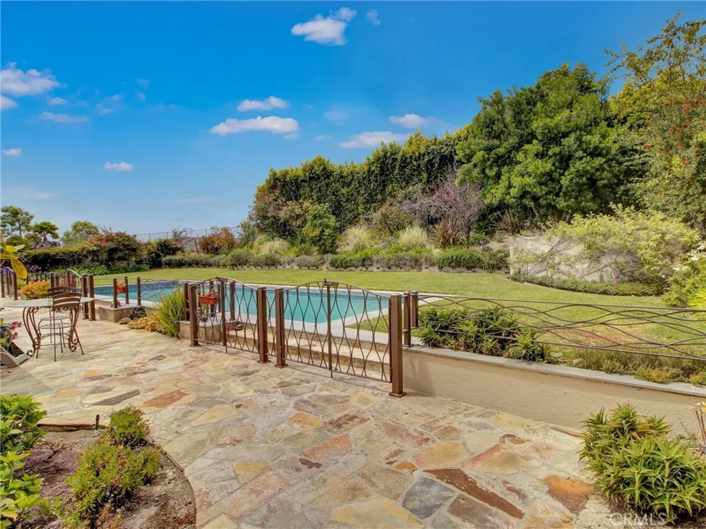 9 Sail View Rancho Palos Verdes, CA 90275