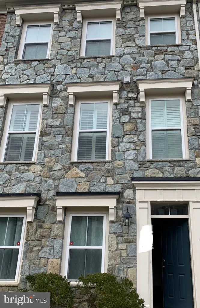 118 VANGUARD LANE Annapolis, MD 21401