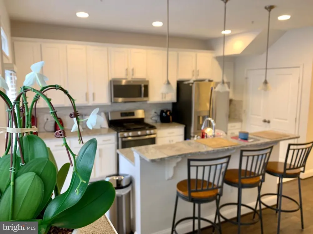118 VANGUARD LANE Annapolis, MD 21401