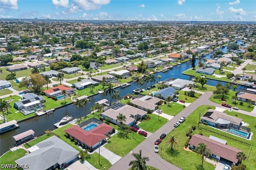 SE 1st Avenue Cape Coral, FL 33904