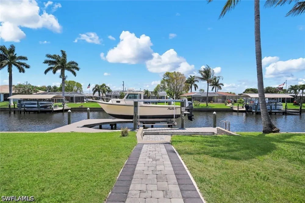 SE 1st Avenue Cape Coral, FL 33904