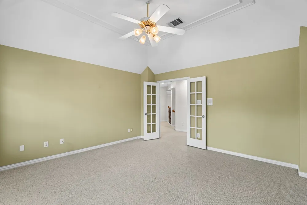 210 Highland Oaks Circle Southlake, TX 76092