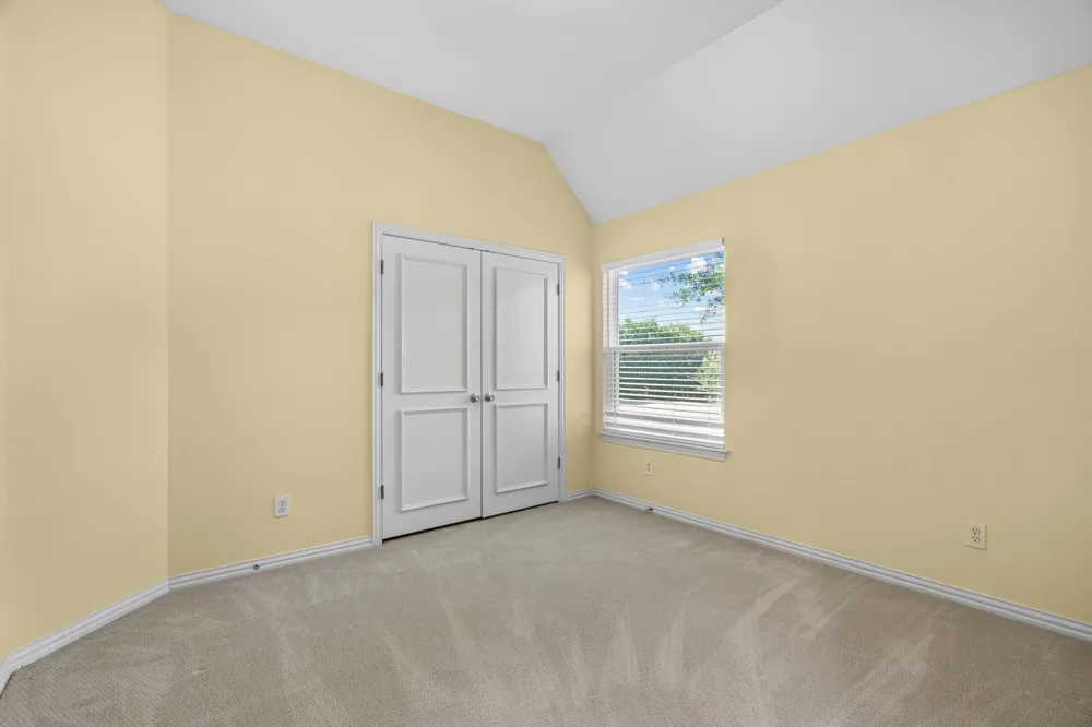 210 Highland Oaks Circle Southlake, TX 76092