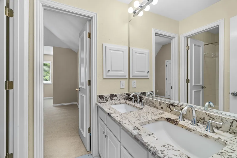 210 Highland Oaks Circle Southlake, TX 76092