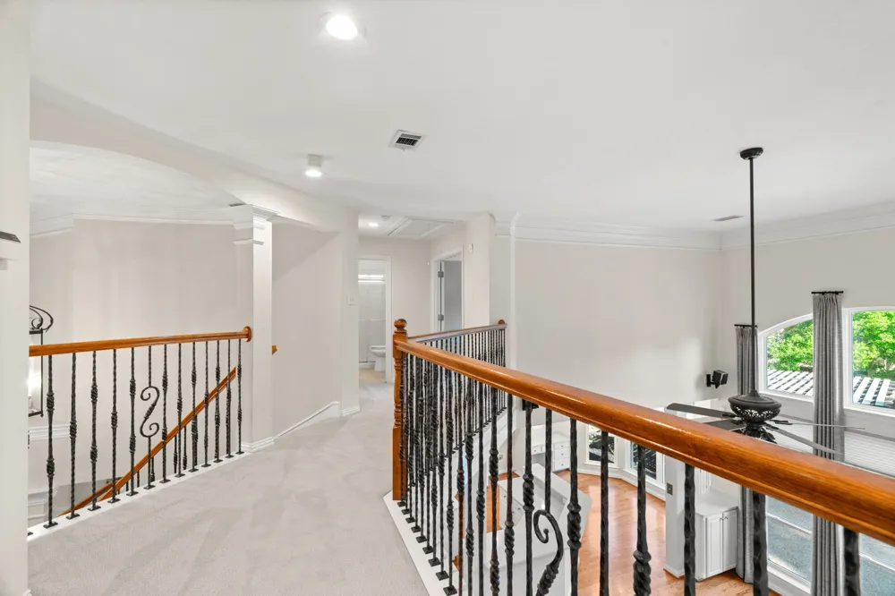 210 Highland Oaks Circle Southlake, TX 76092