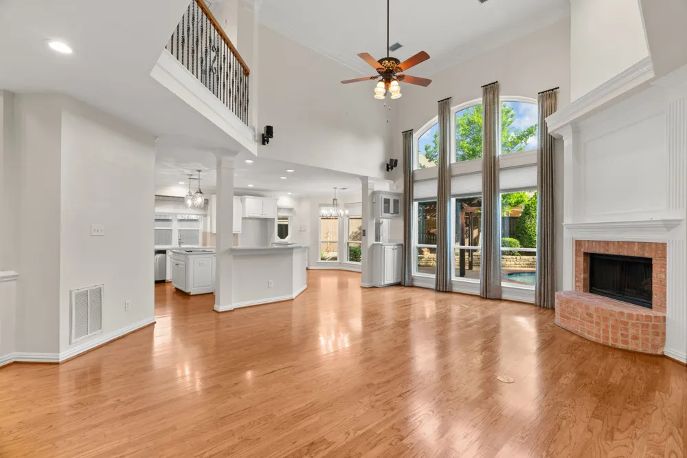 210 Highland Oaks Circle Southlake, TX 76092