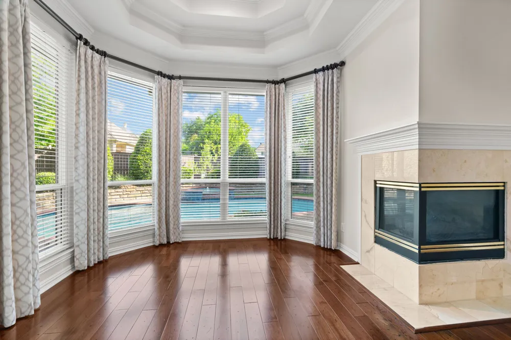 210 Highland Oaks Circle Southlake, TX 76092