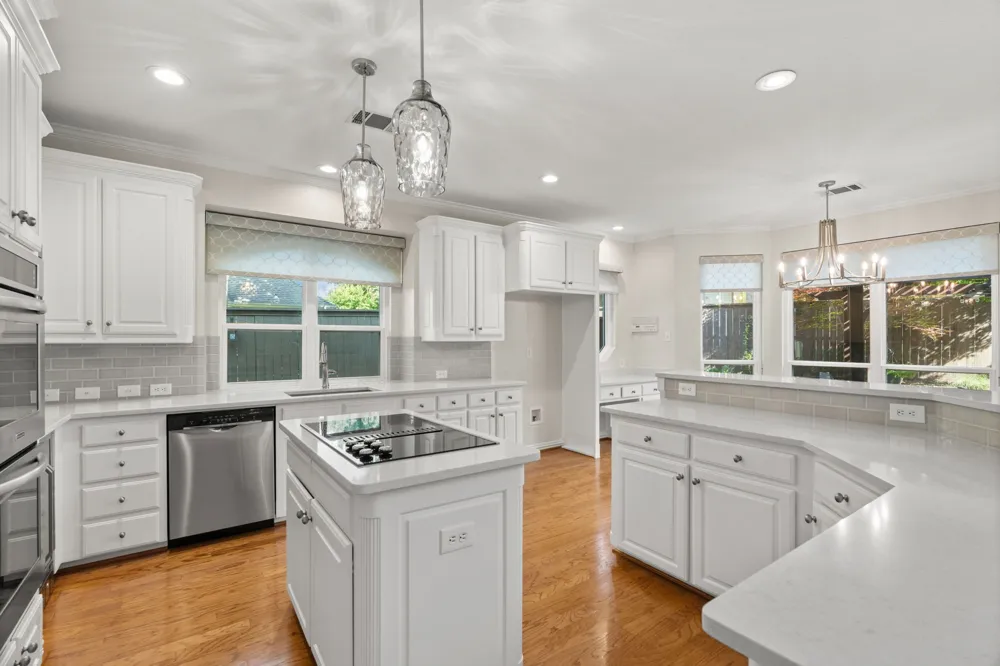 210 Highland Oaks Circle Southlake, TX 76092