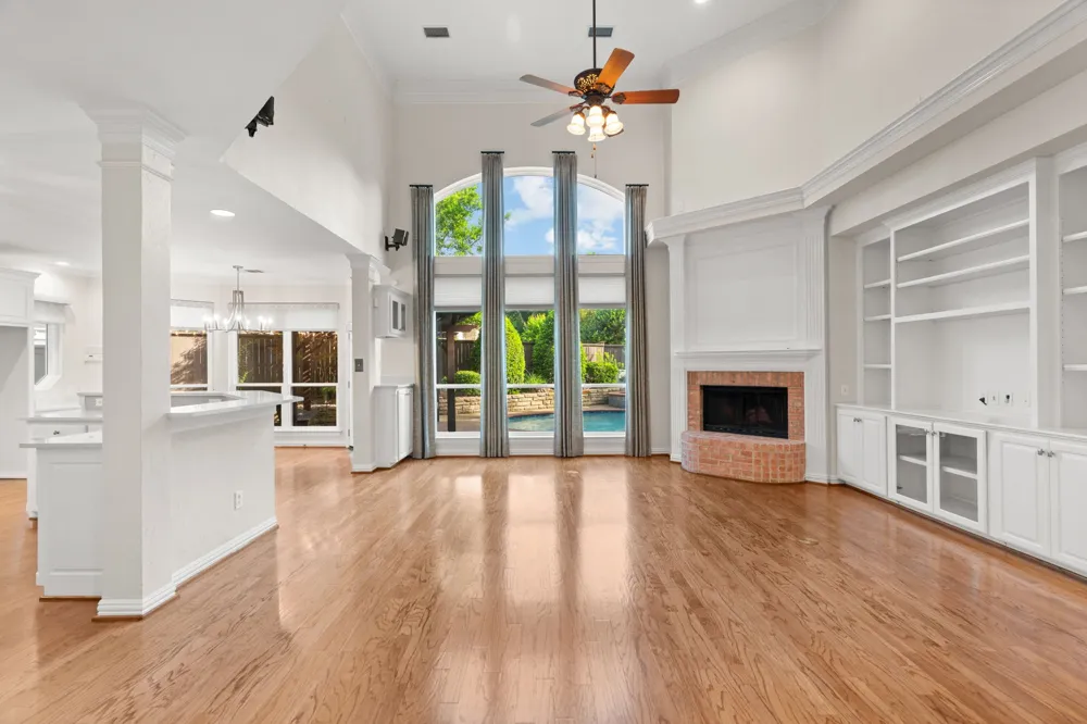 210 Highland Oaks Circle Southlake, TX 76092