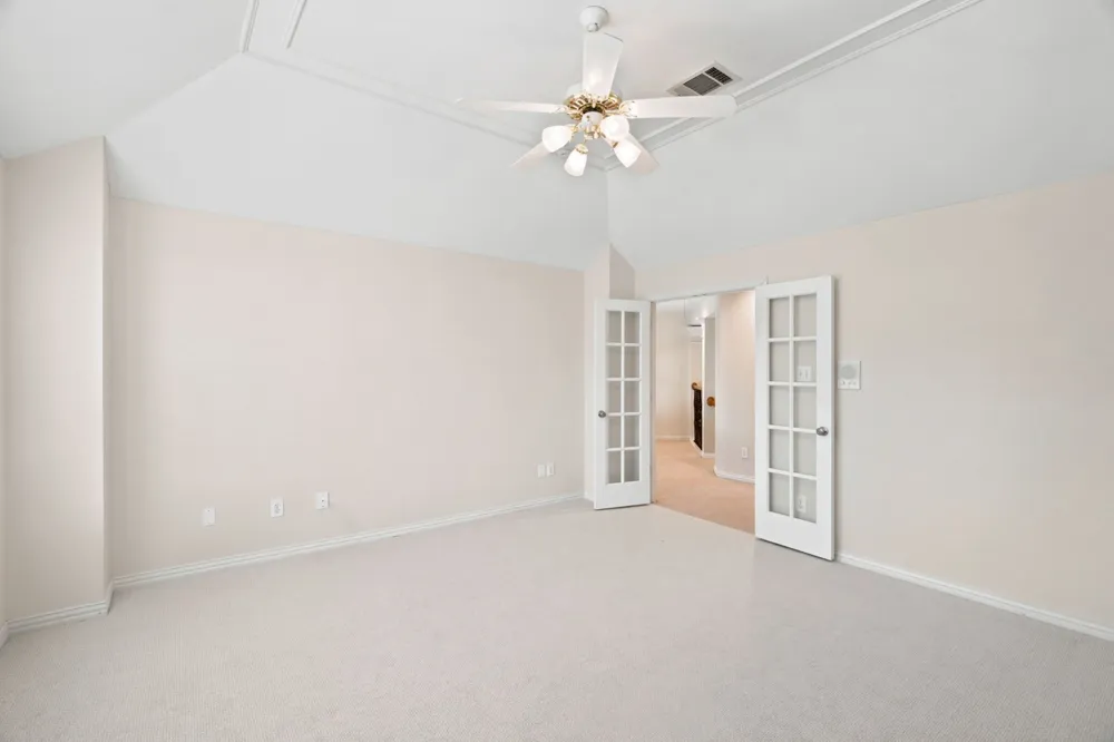 210 Highland Oaks Circle Southlake, TX 76092