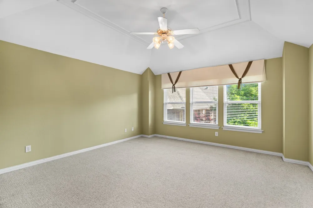 210 Highland Oaks Circle Southlake, TX 76092