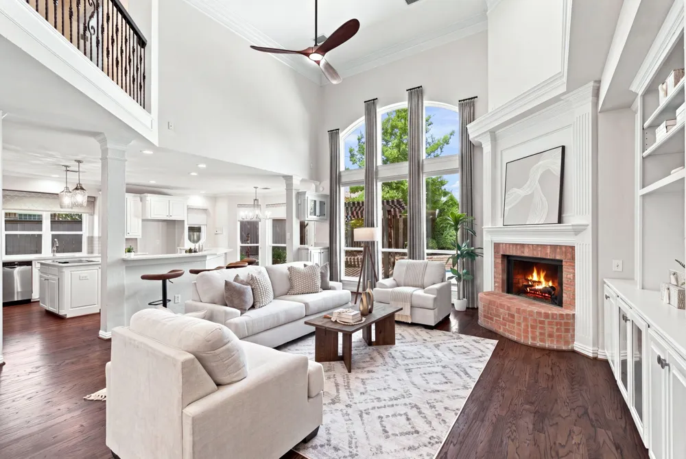 210 Highland Oaks Circle Southlake, TX 76092