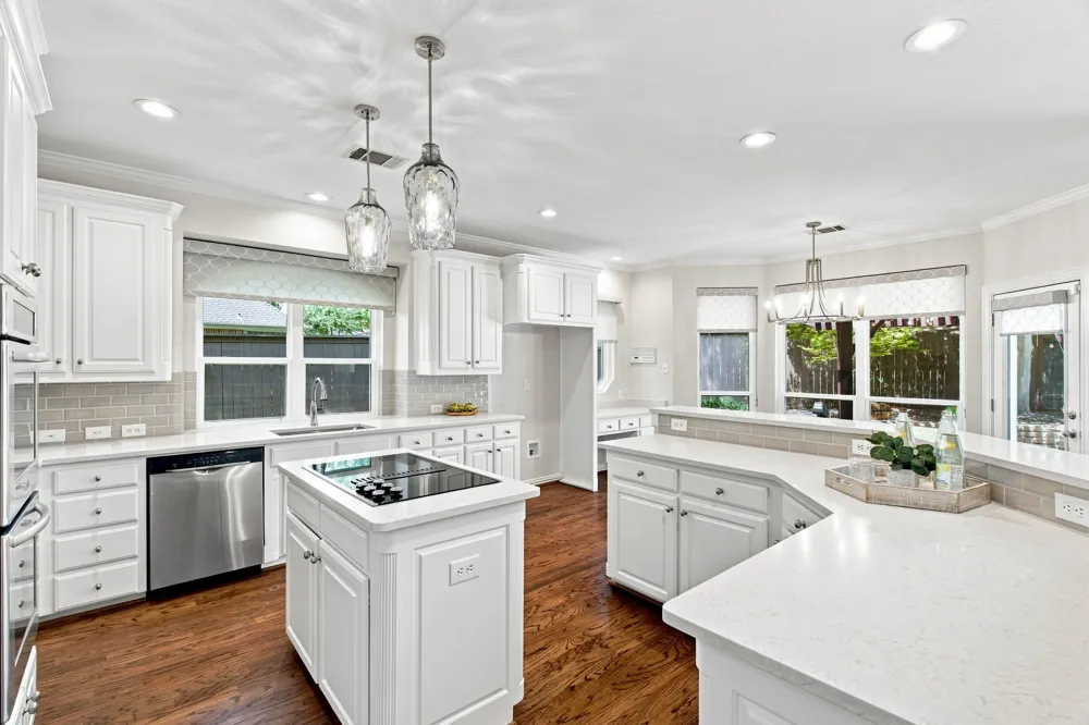 210 Highland Oaks Circle Southlake, TX 76092