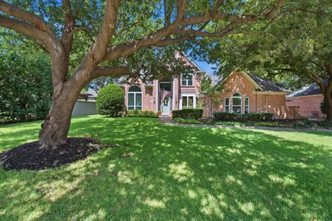 210 Highland Oaks Circle