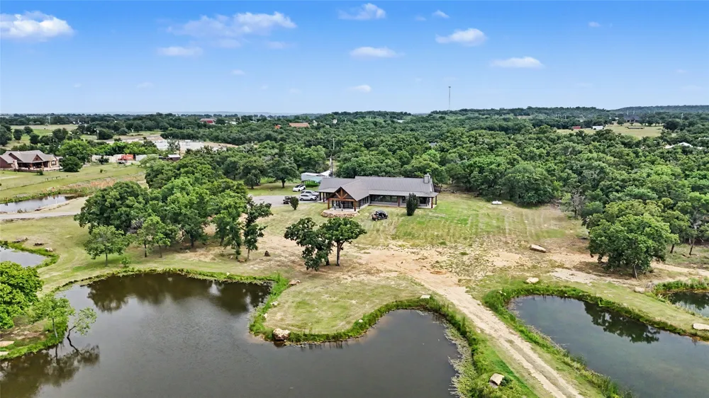 16888 S FM 4 Santo, TX 76472