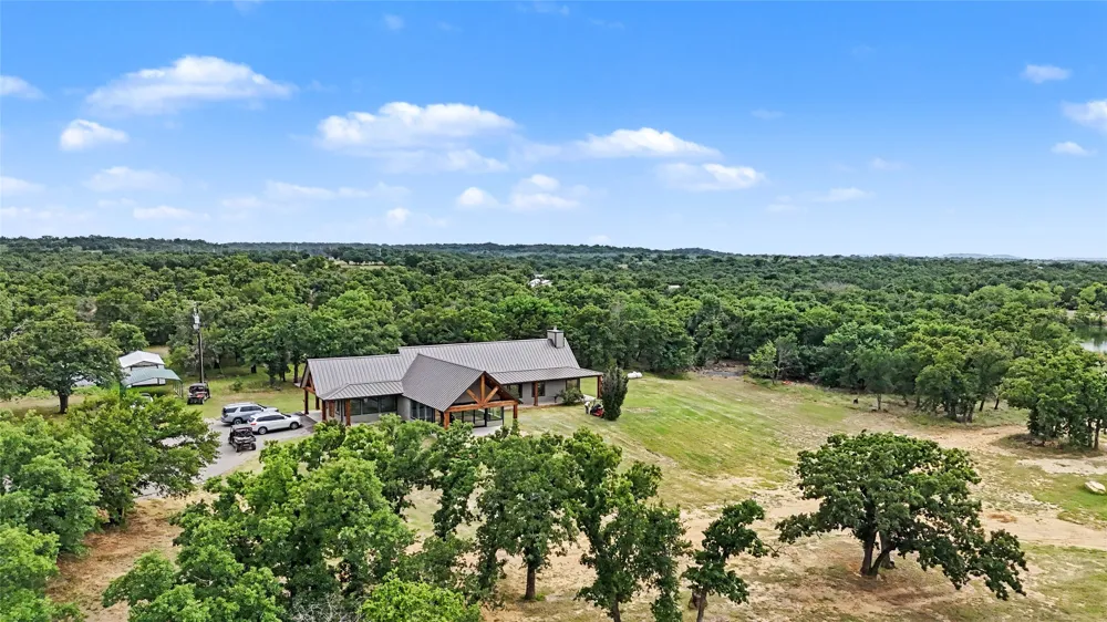 16888 S FM 4 Santo, TX 76472