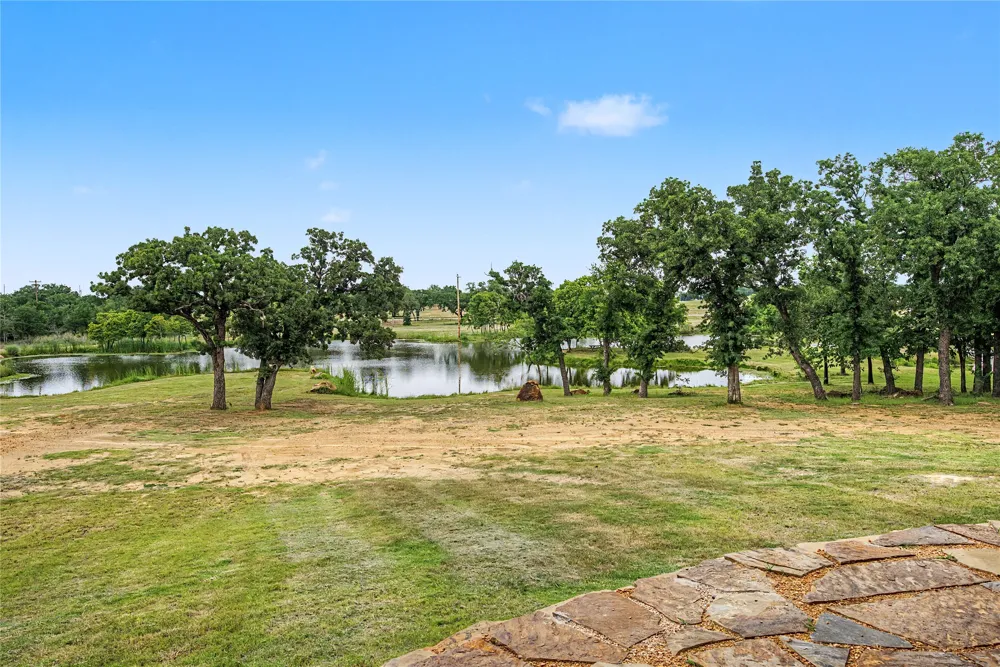 16888 S FM 4 Santo, TX 76472