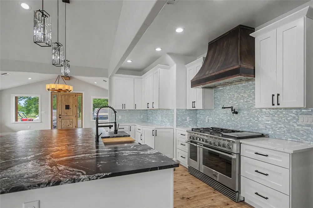 16888 S FM 4 Santo, TX 76472