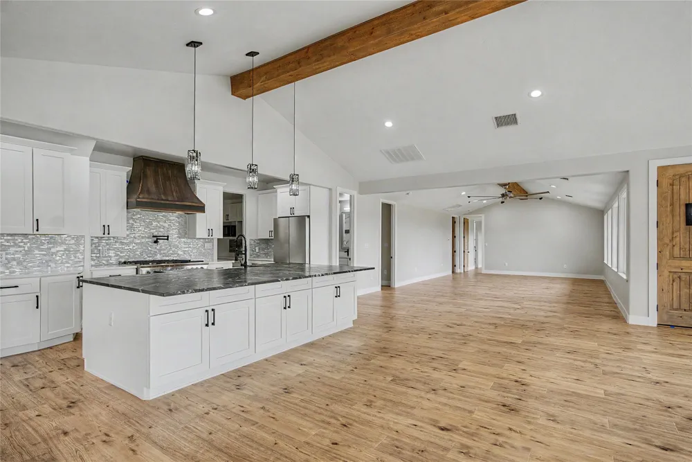 16888 S FM 4 Santo, TX 76472