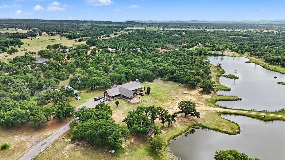 16888 S FM 4 Santo, TX 76472