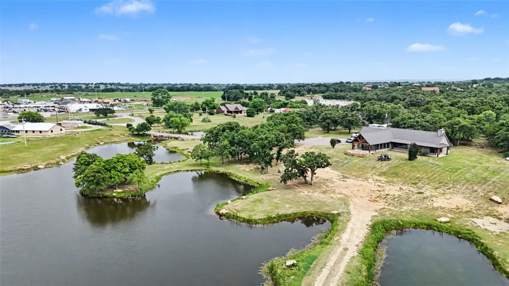 16888 S FM 4 Santo, TX 76472