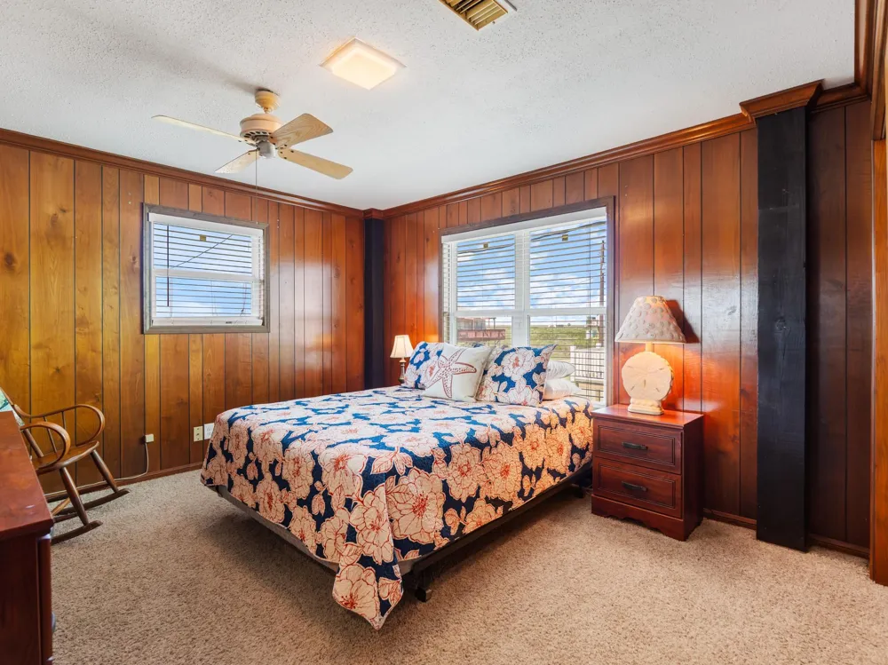 342 Beachfront Drive Matagorda, TX 77457