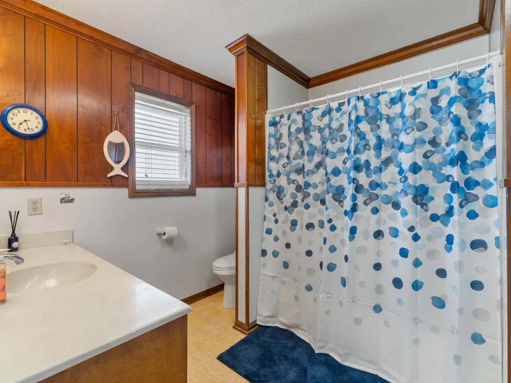 342 Beachfront Drive Matagorda, TX 77457