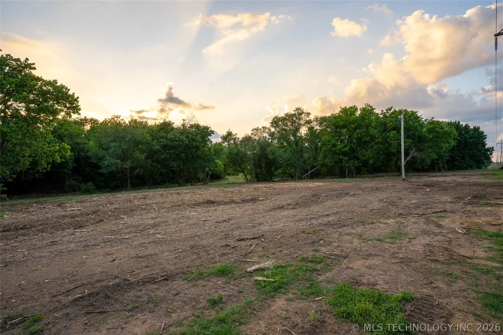 4 S Elwood Avenue Glenpool, OK 74033