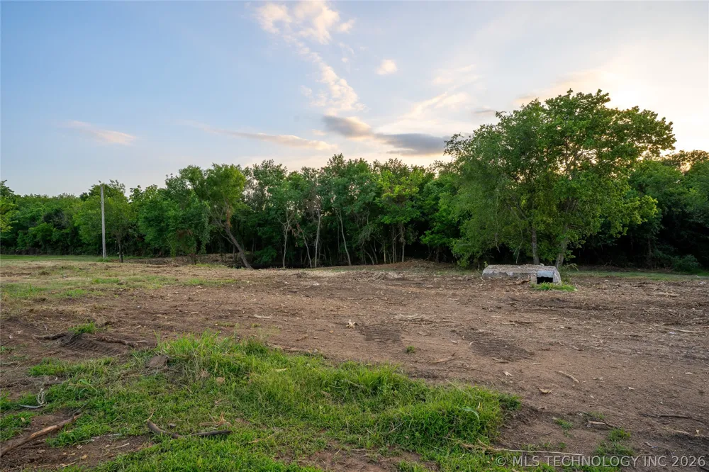 4 S Elwood Avenue Glenpool, OK 74033